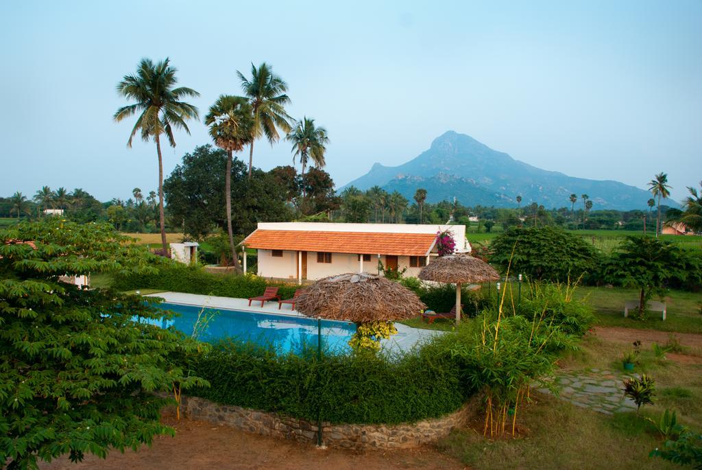 The Mountain Retreat Hotel Tiruvannamalai Exterior photo